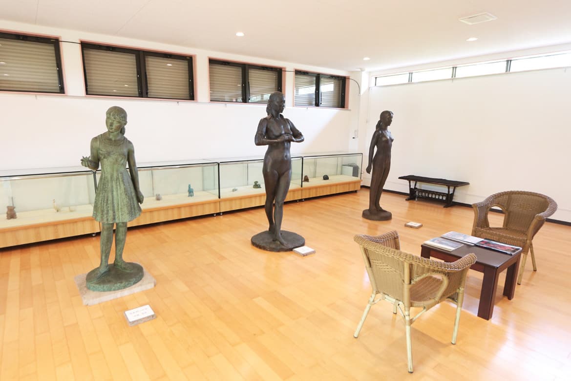 廣澤美術館 図書室